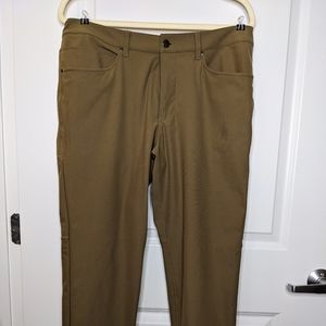 Lululemon ABC relaxed fit 33x30